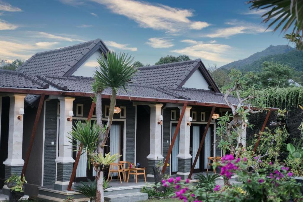 The Lava Bali Villa And Hot Spring Кинтамани Экстерьер фото
